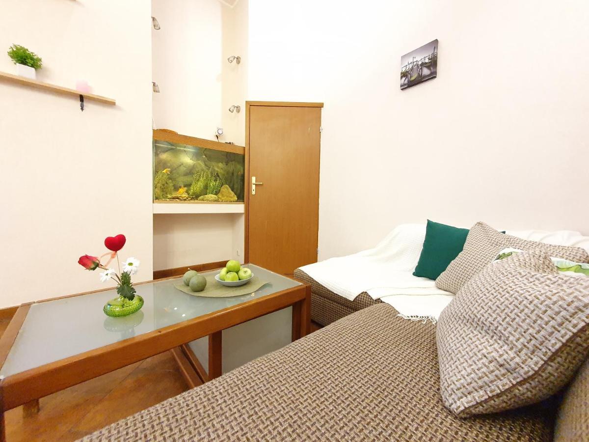 Inn Home Apartments - Pechersk Area Kyjev Exteriér fotografie
