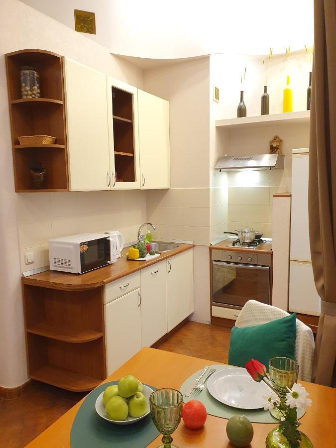 Inn Home Apartments - Pechersk Area Kyjev Exteriér fotografie