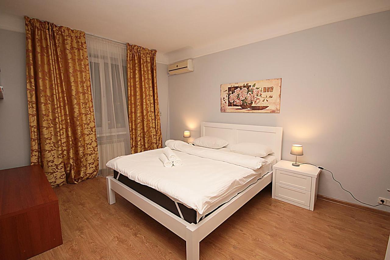 Inn Home Apartments - Pechersk Area Kyjev Exteriér fotografie