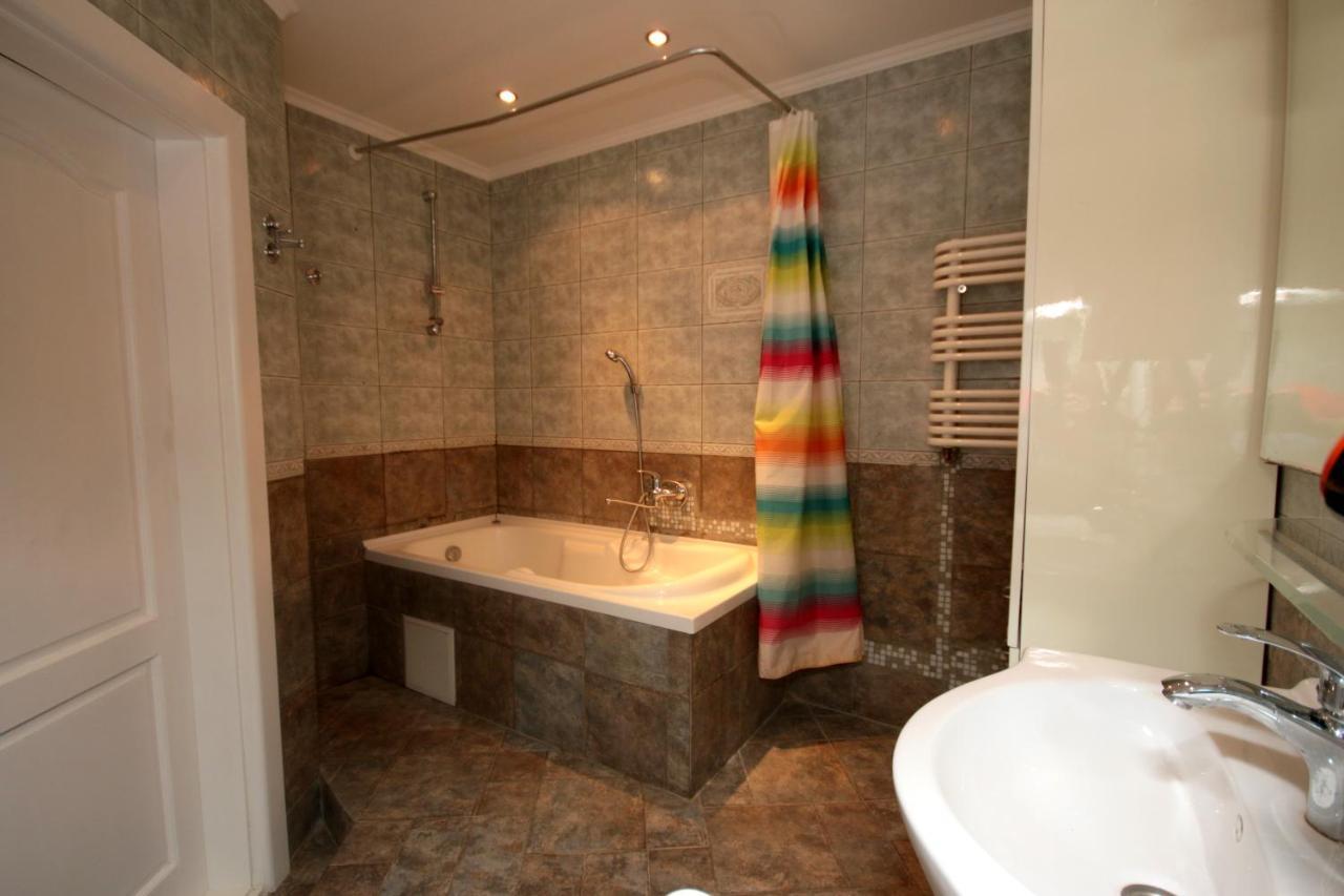 Inn Home Apartments - Pechersk Area Kyjev Exteriér fotografie